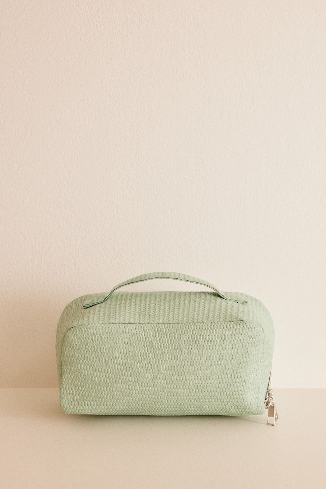 Green Medium Vanity Case_4847907_21_04