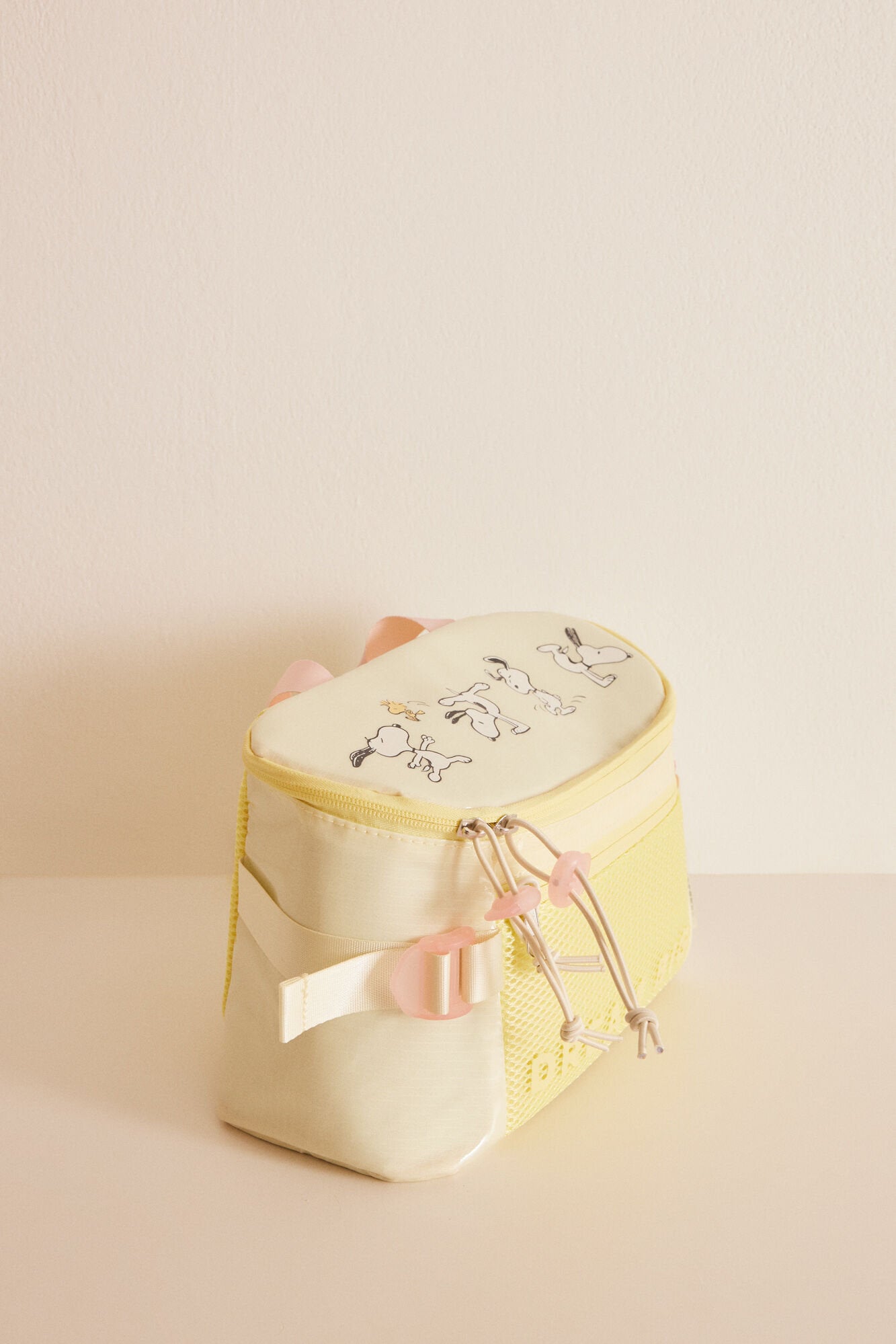 Snoopy Yellow Medium Beauty Case_02