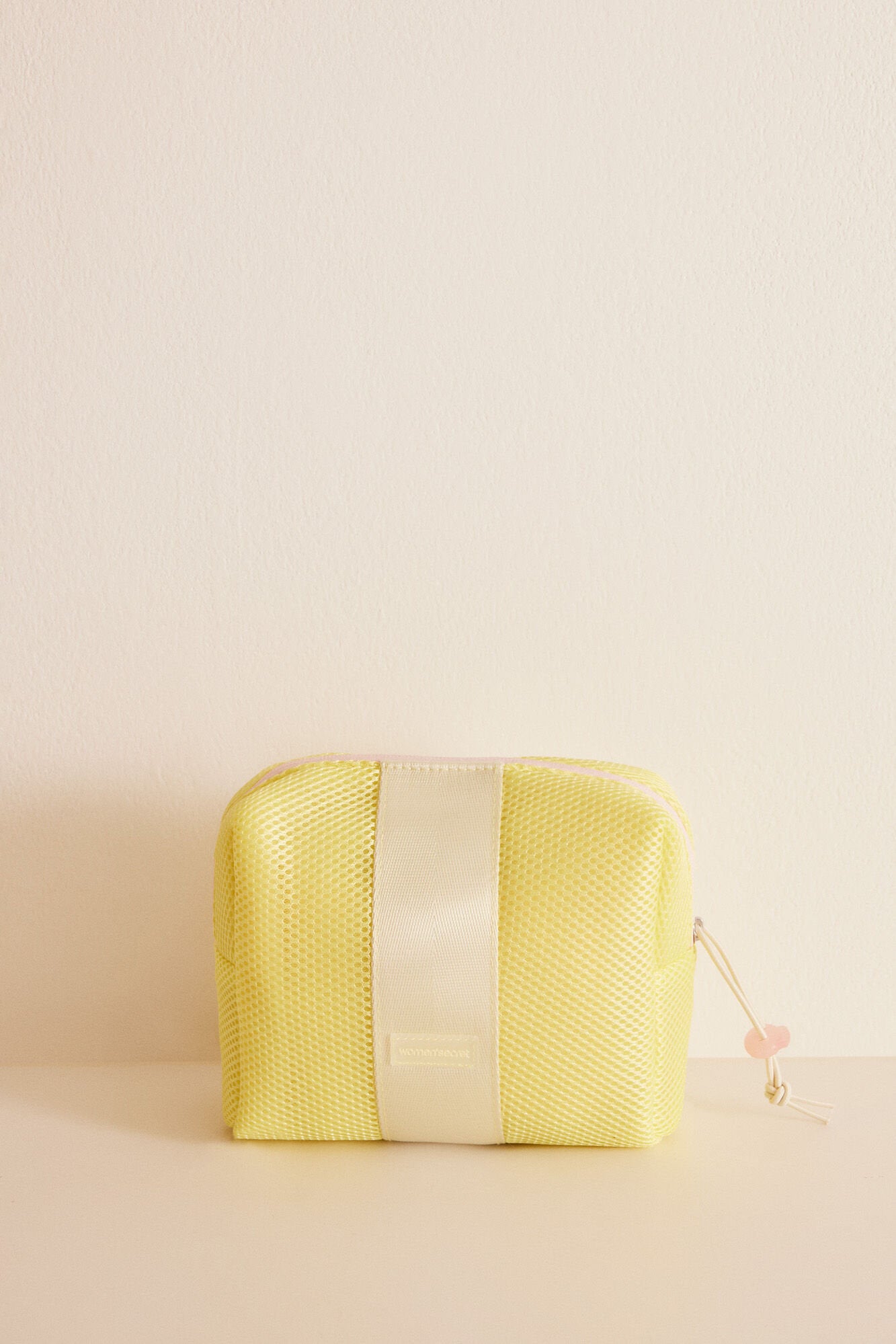 Small Yellow Beauty Case Cobi_04