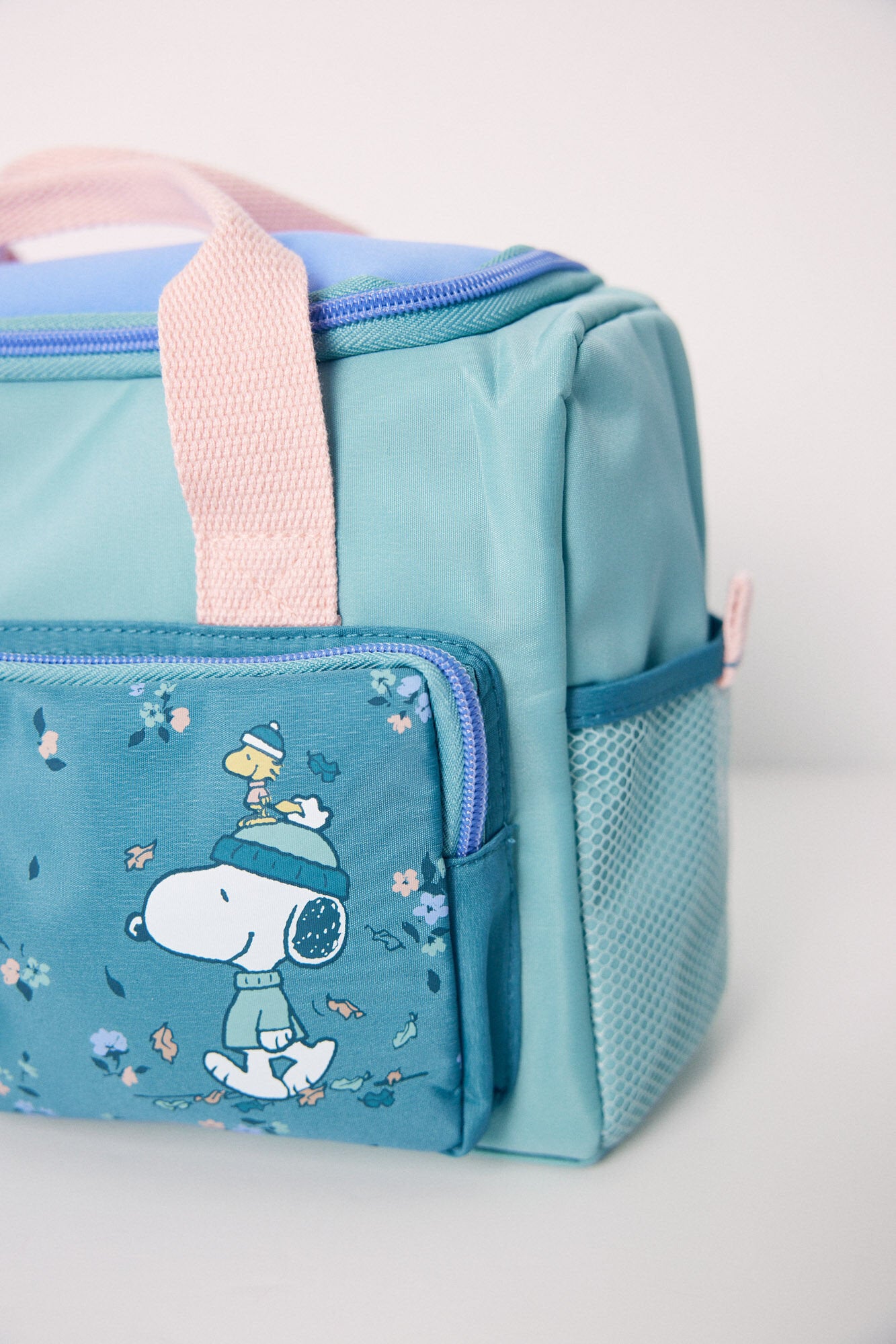 Large Color Block Snoopy Beauty Case_05