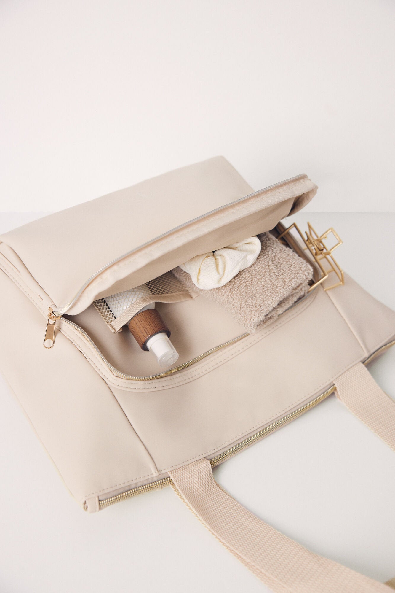 Large Beige Rubberized Bag_04