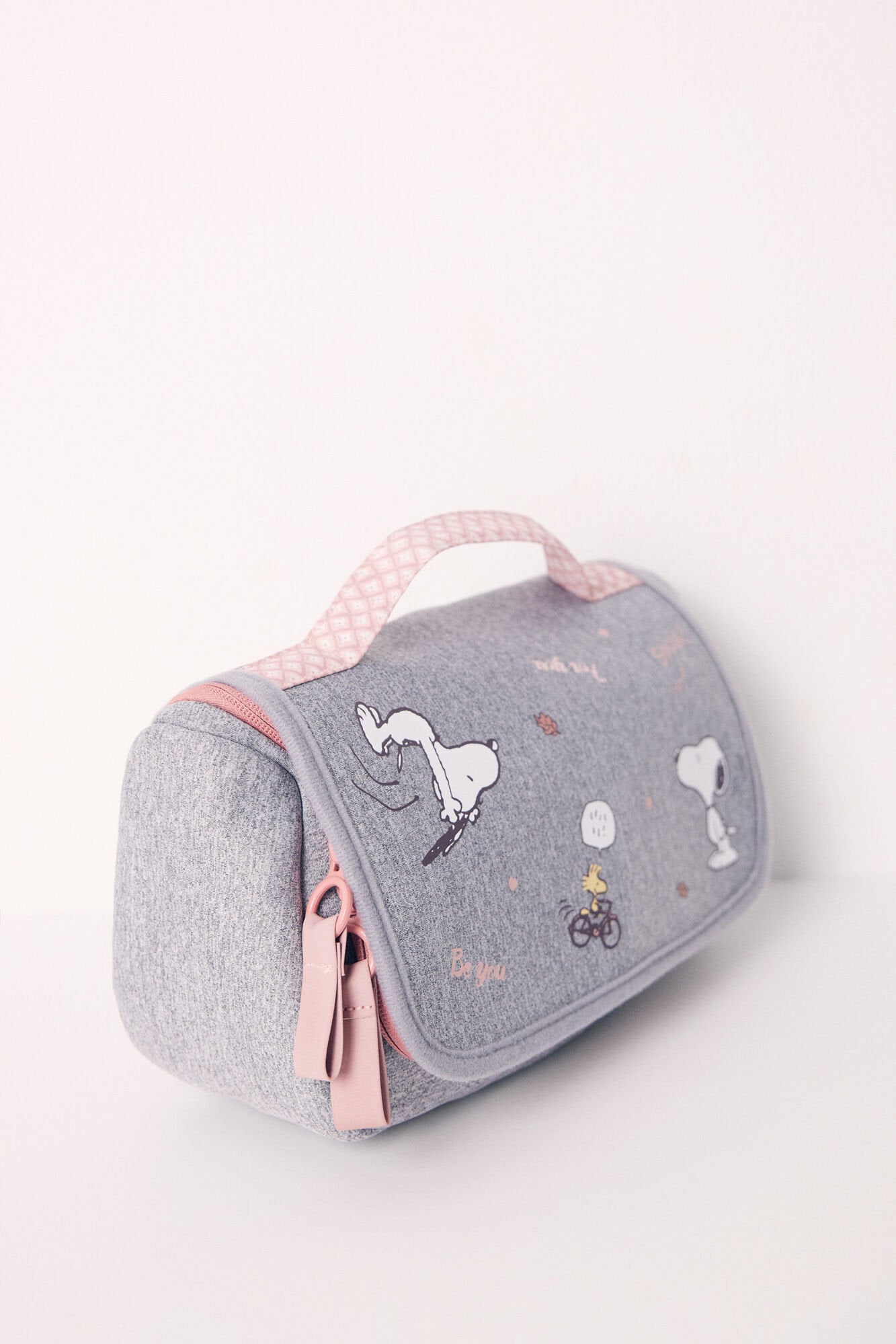 Big Snoopy Gray Beauty Case_03