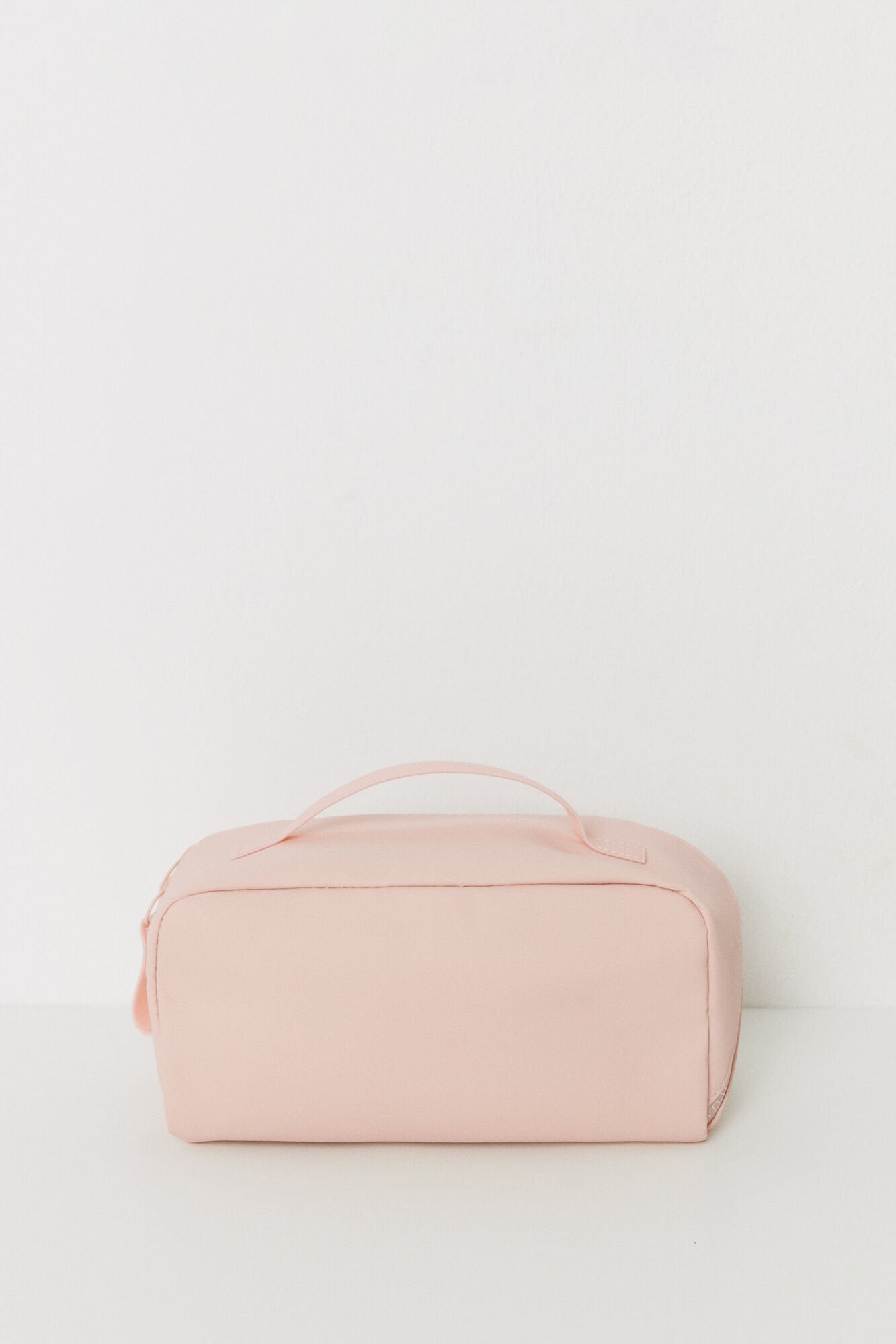 Women Secret_Medium Pink Rubber Vanity Case_4849234_71_03