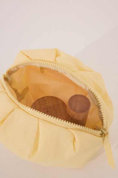 Women Secret_Medium Yellow Nylon Cloud Vanity Case_4849264_05_02