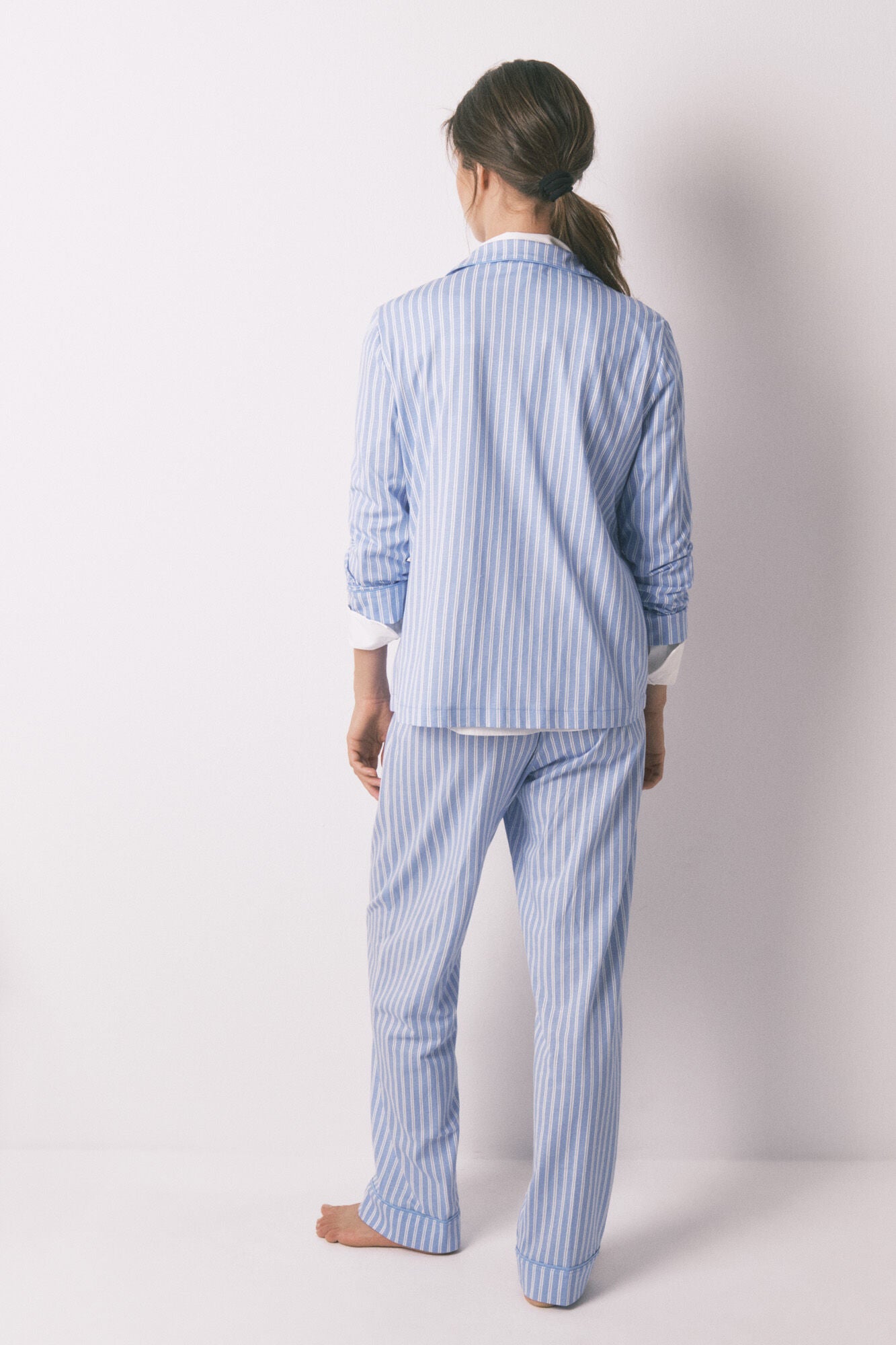 Women Secret_Medium Blue_Long 100% Cotton Blue Striped Classic Pyjamas_4852094_15_05
