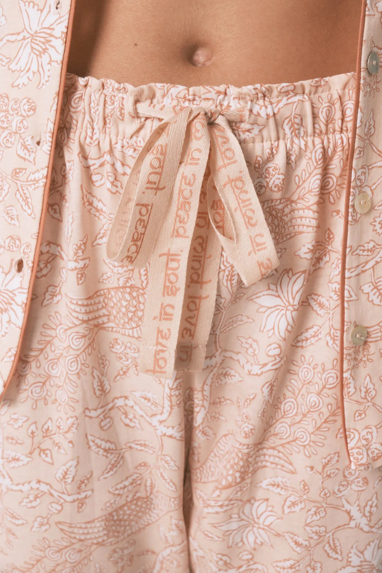 Women Secret_Red_100% Cotton Classic Pyjamas with Orange Flowers_4852096_64_03