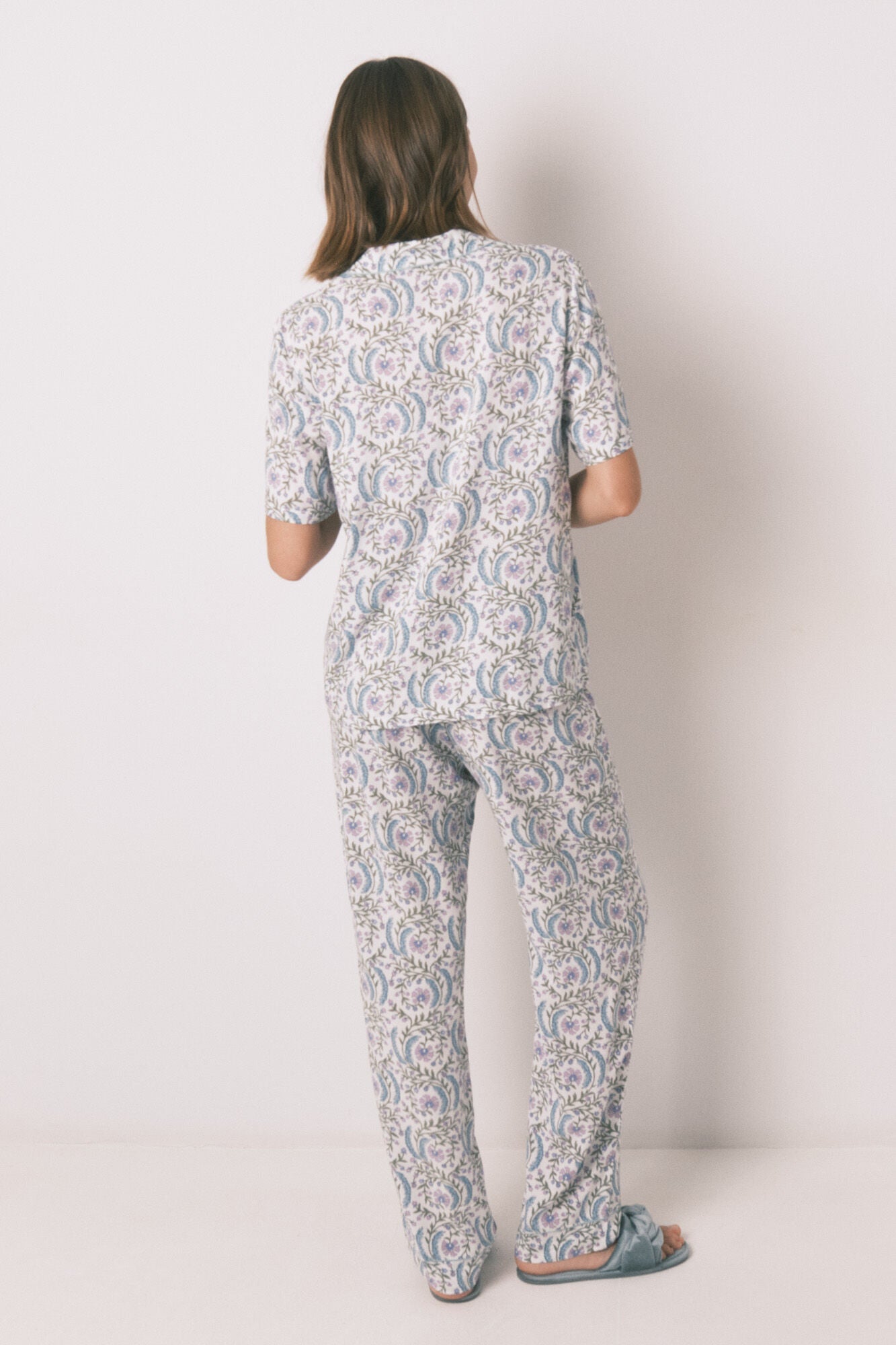 Women Secret_Green_Long Green Floral Classic Pyjamas_4852099_23_05