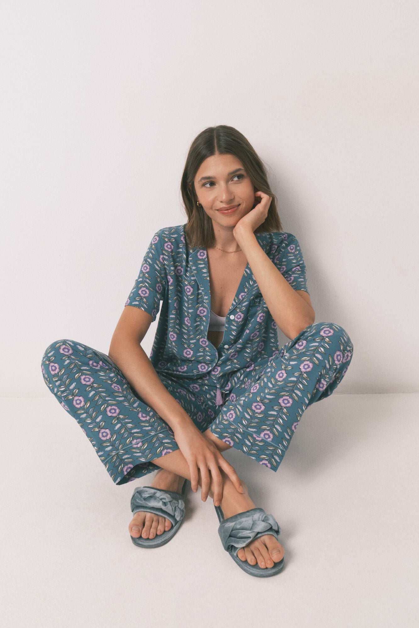 Women Secret_Green_Long Green Floral Classic Pyjamas_4852100_22_01