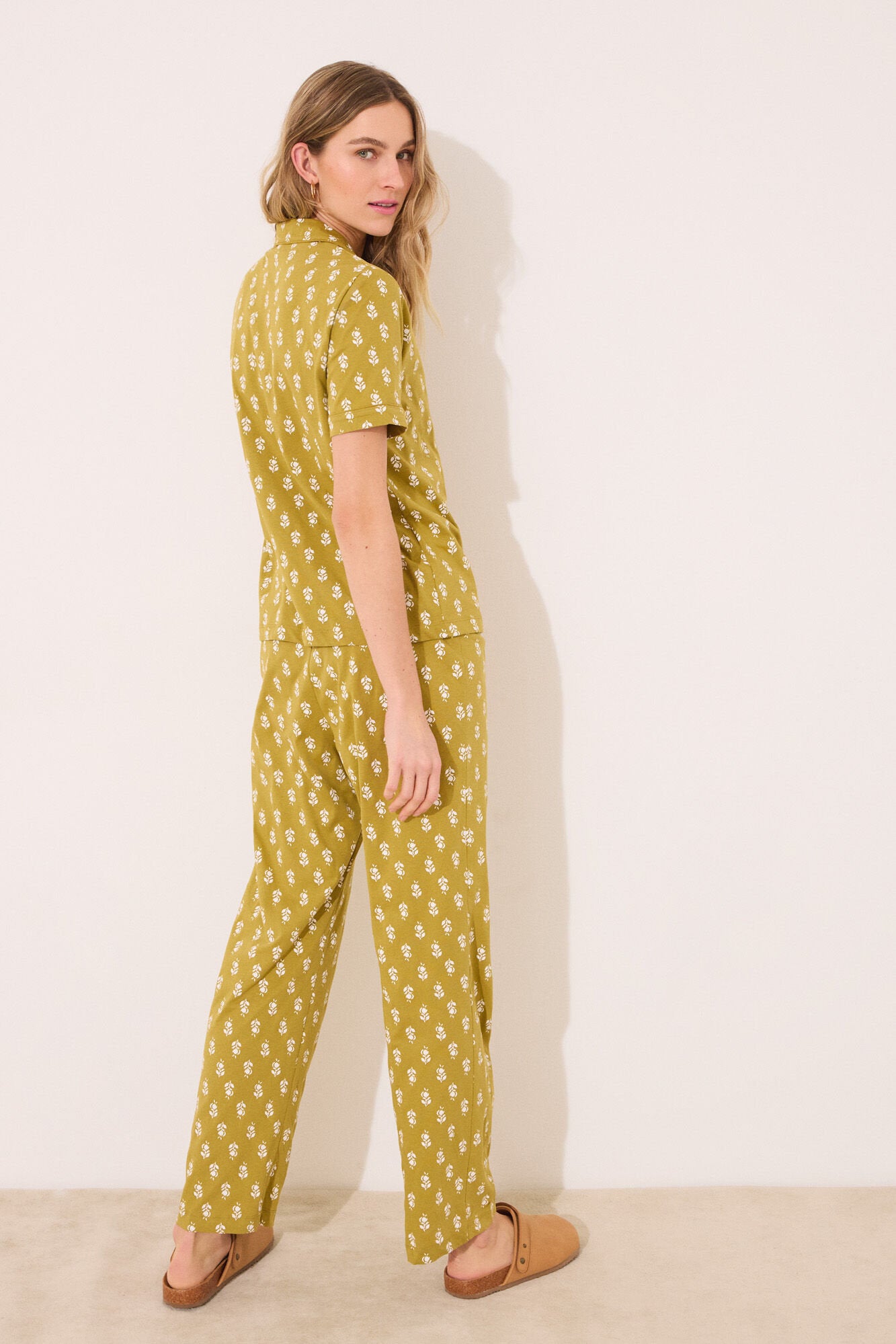 Women Secret_100% Cotton Khaki Classic Pyjamas with Stamps_4859408_09_05