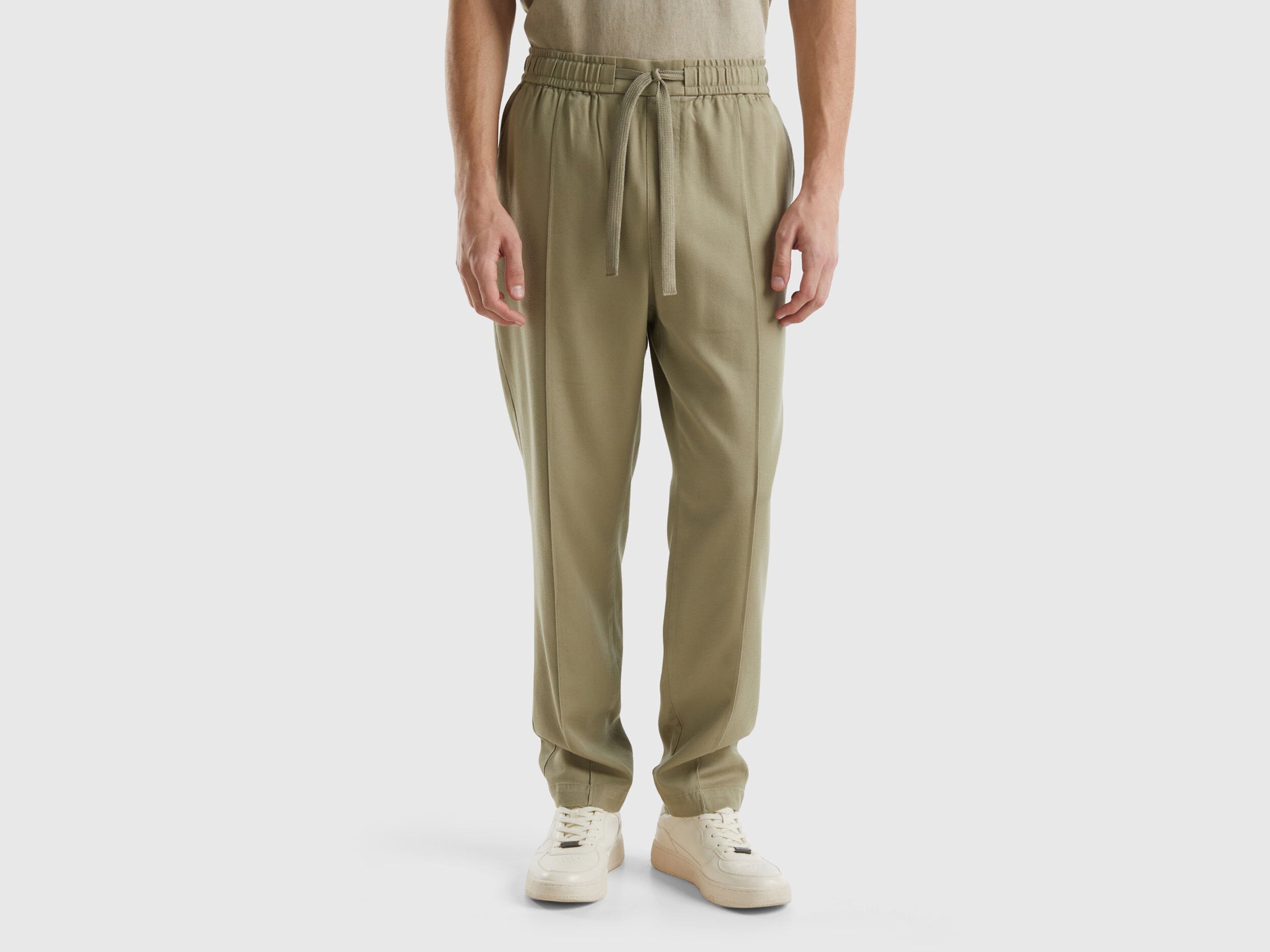 Joggers In Modal¨ And Cotton Blend_48TYUF04D_0W9_02