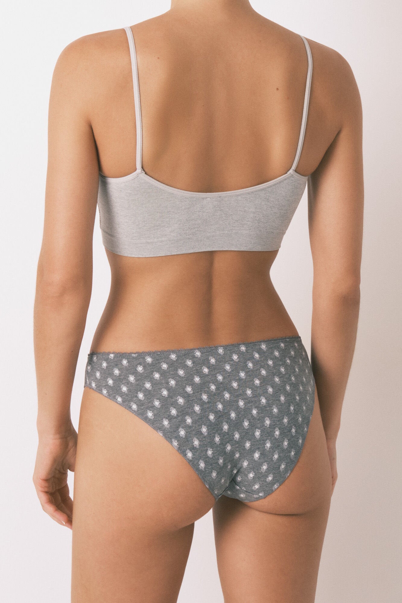 Women Secret_Pack of 7 Classic Multicoloured Cotton Panties_4932644_98_03