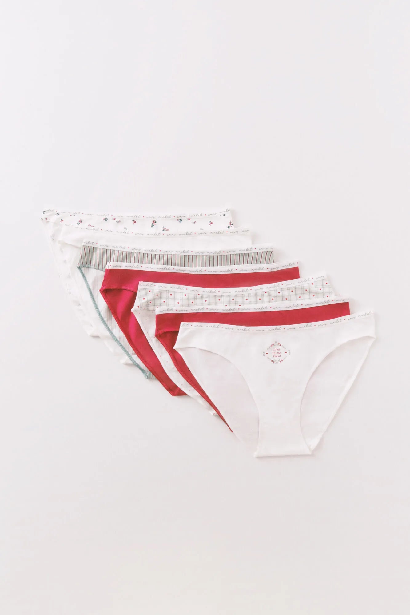 Women Secret_Maroon_Pack of 7 Classic Cotton Panties with Christmas Print_4932679_69_02