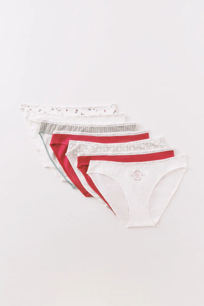 Women Secret_Maroon_Pack of 7 Classic Cotton Panties with Christmas Print_4932679_69_02