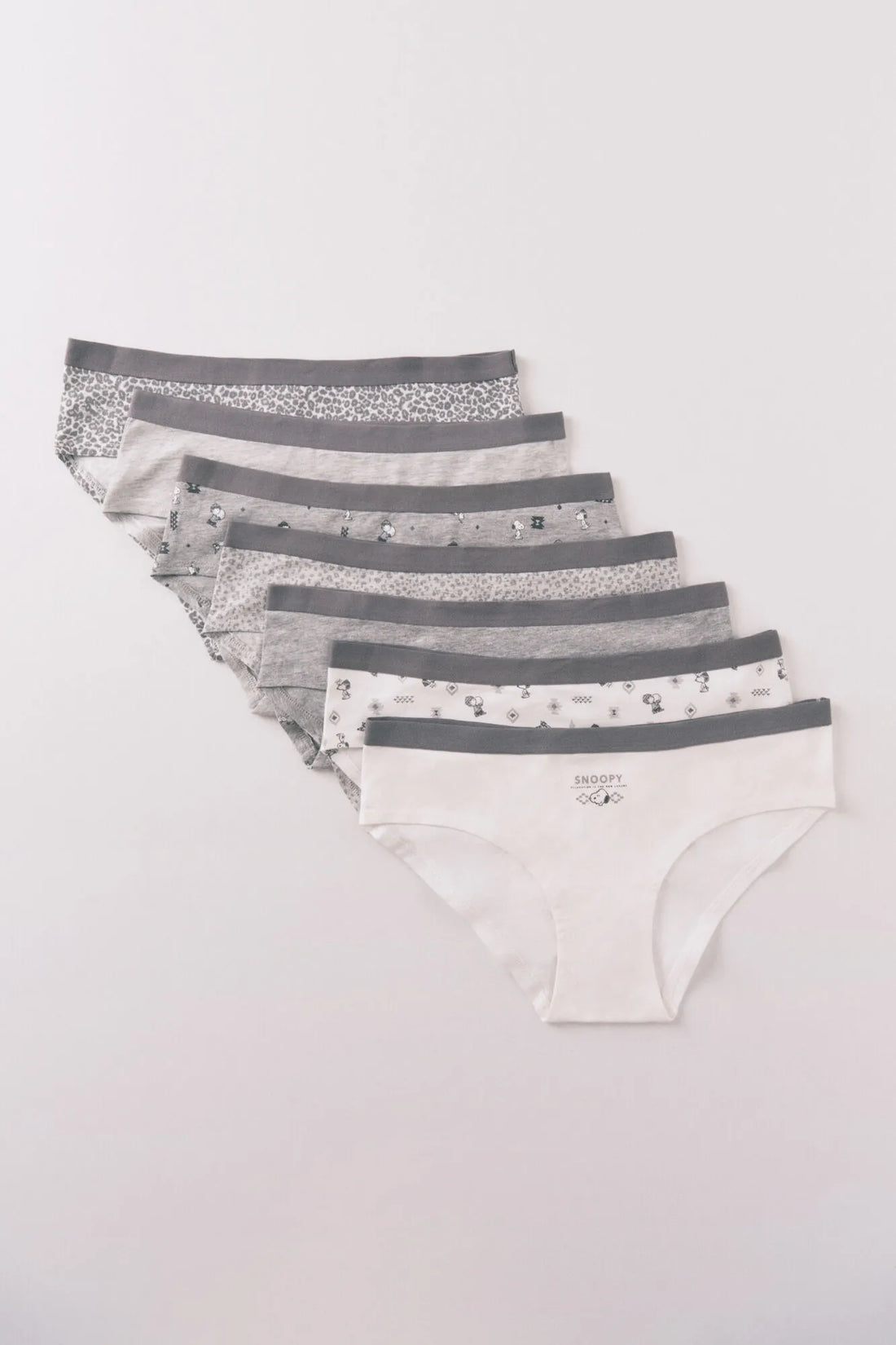 Women Secret_Grey Print_Pack of 7 Grey Cotton Snoopy Culottes Panties_4932680_49_01