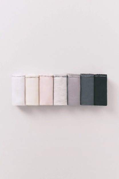 Women Secret_White Print_Pack of 7 Classic Neutral Cotton Panties with Logo_4932688_97_03