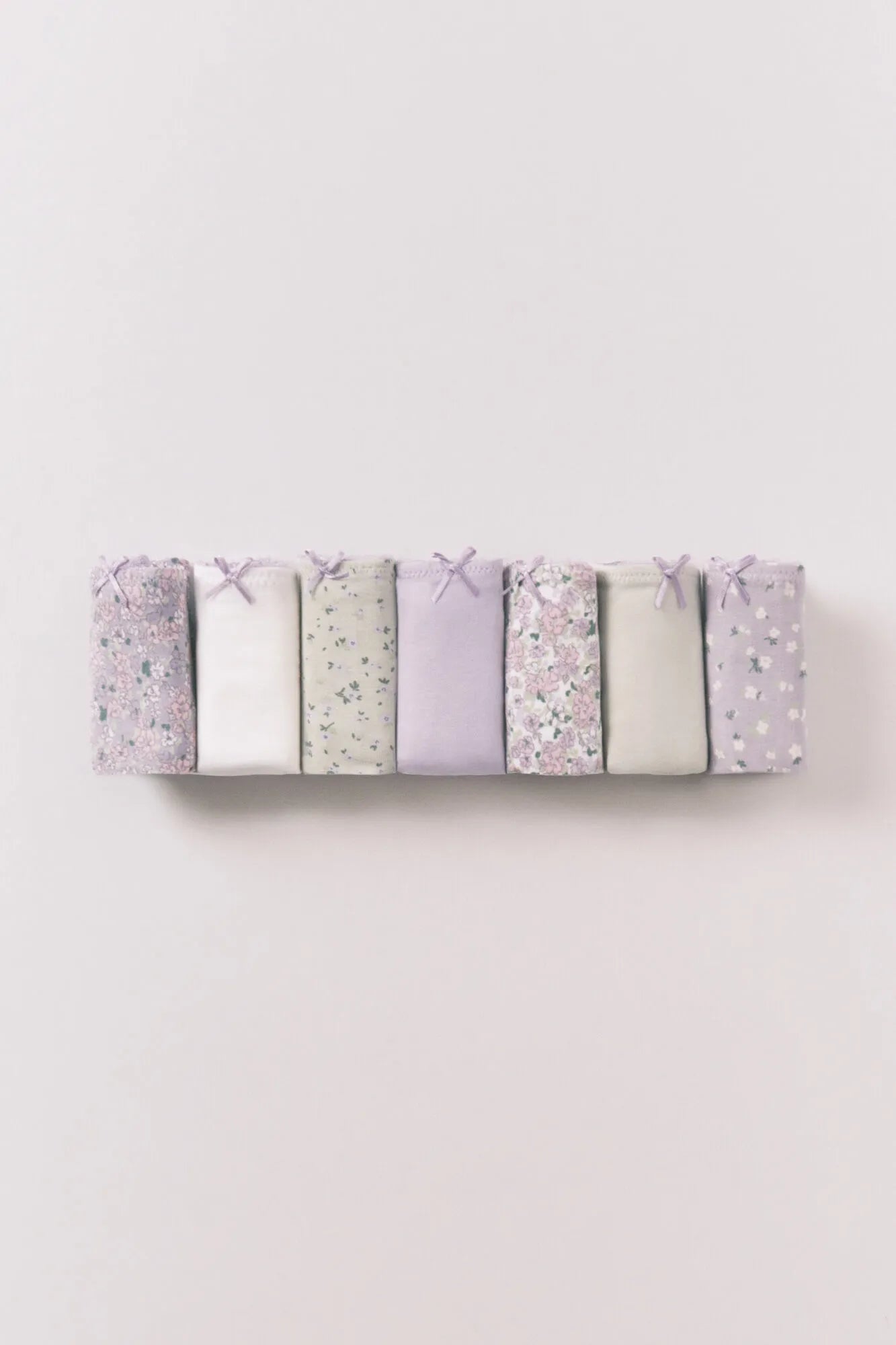 Women Secret_Multicoloured_Cotton 7-Pack Classic Floral Print Panties_4933606_98_01