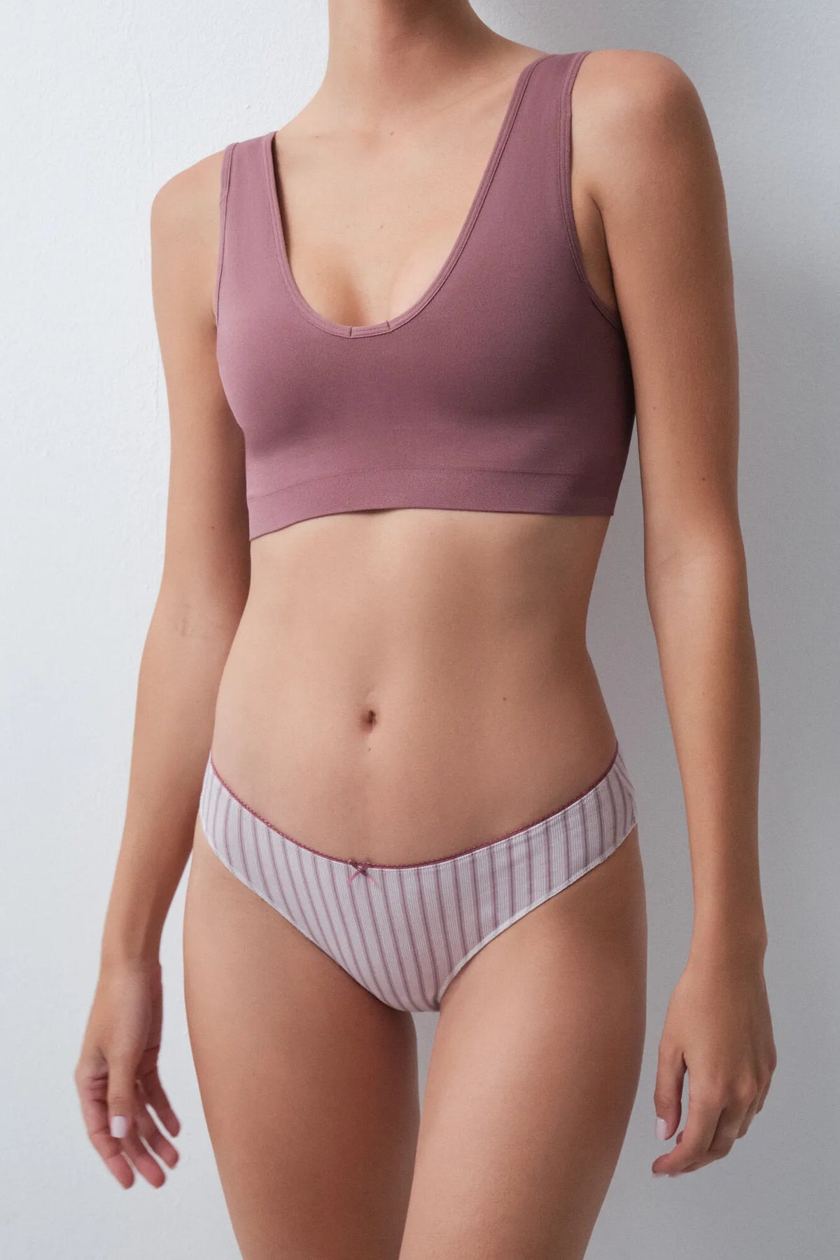 Women Secret Multicoloured Women Pack of 7 Classic Cotton Printed Panties SKU: 4934582_98 Image 03