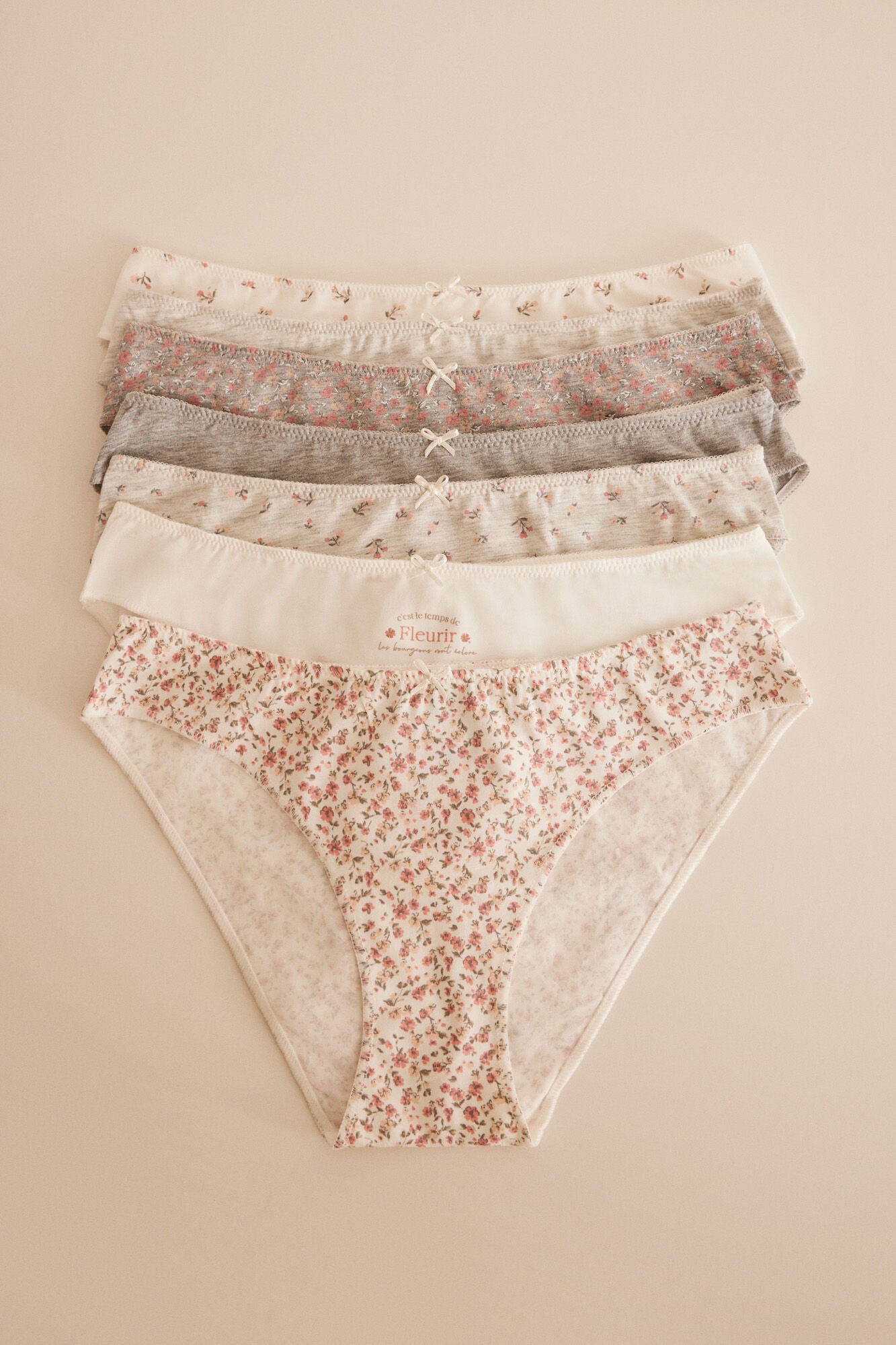 Medium Grey Pack Hipster Briefs_4937469_45_03