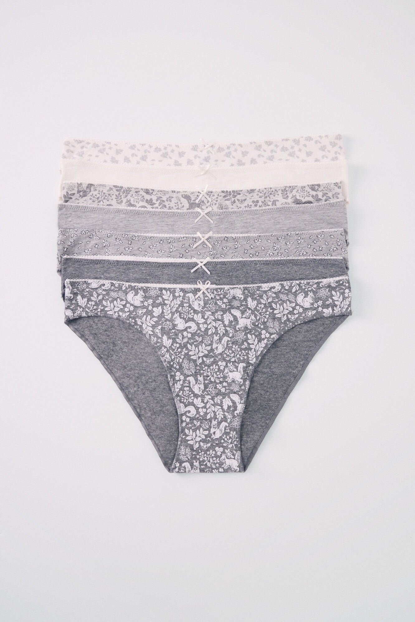 Pack Of 7 Classic Gray Cotton Panties_04