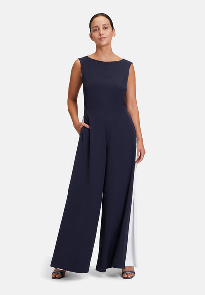 Jumpsuit In The Layer Look_4953-4001_8913_01