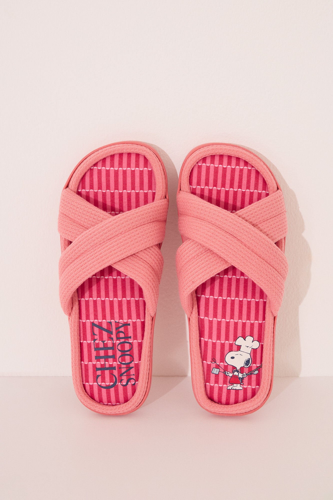 Women Secret_Pink Snoopy Padded Slippers_4992510_70_01