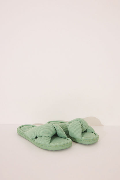 Women Secret_Green Waffle Open Sneakers_4992511_21_03