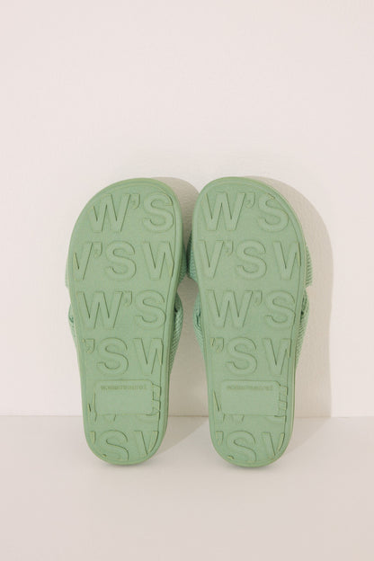 Women Secret_Green Waffle Open Sneakers_4992511_21_05