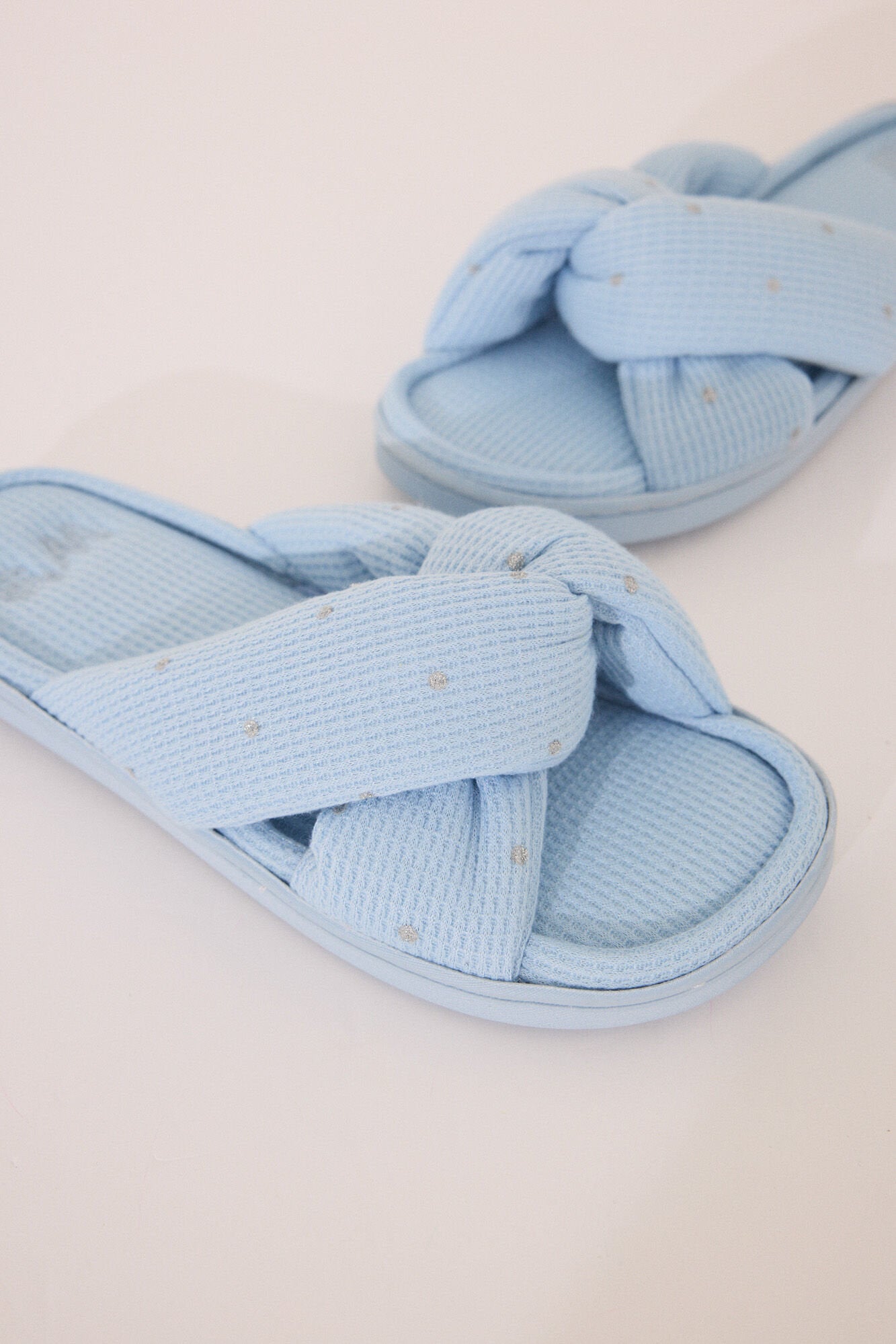 Women Secret_Blue Knot Waffle Shower Slipper_4992512_12_02