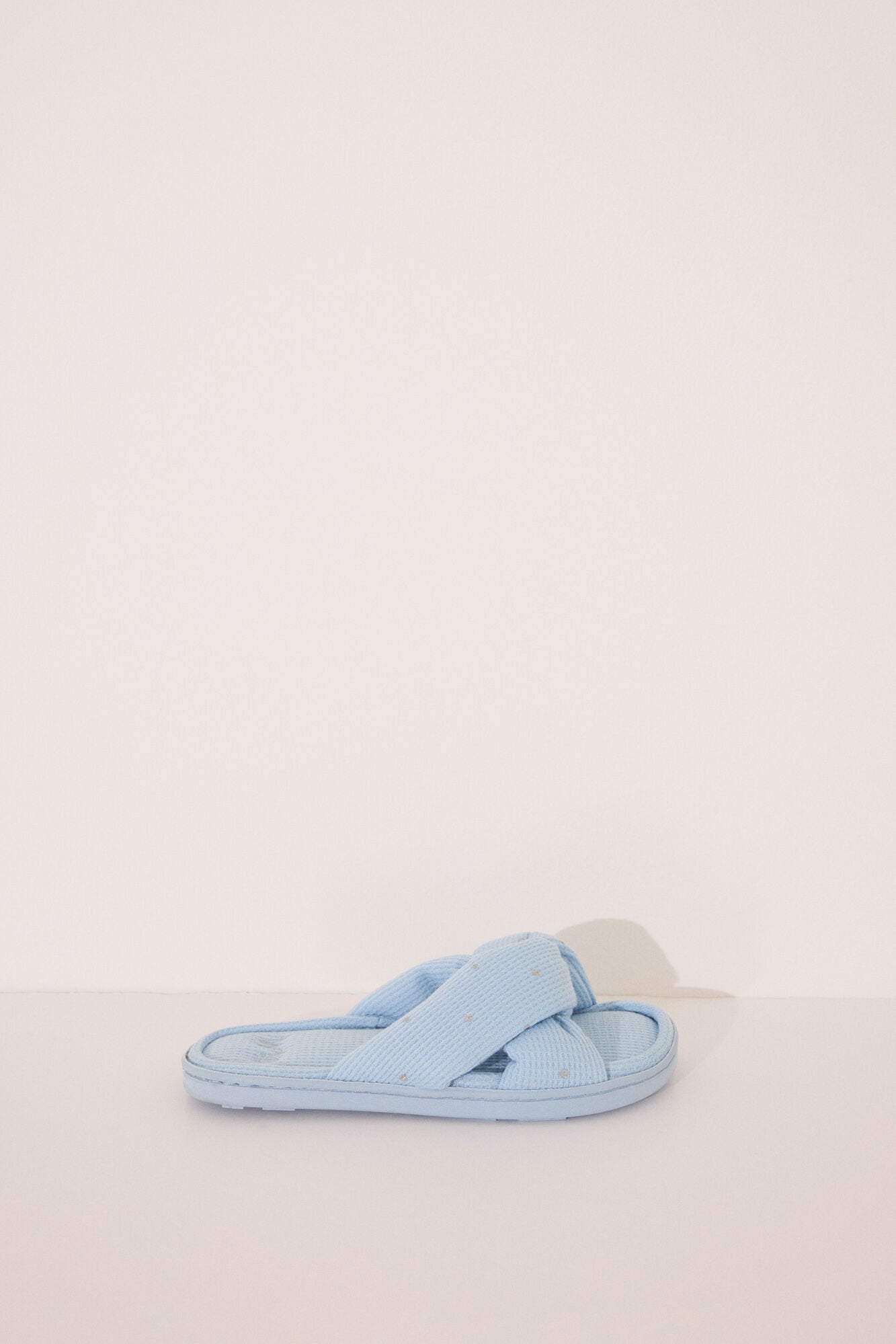 Women Secret_Blue Knot Waffle Shower Slipper_4992512_12_04