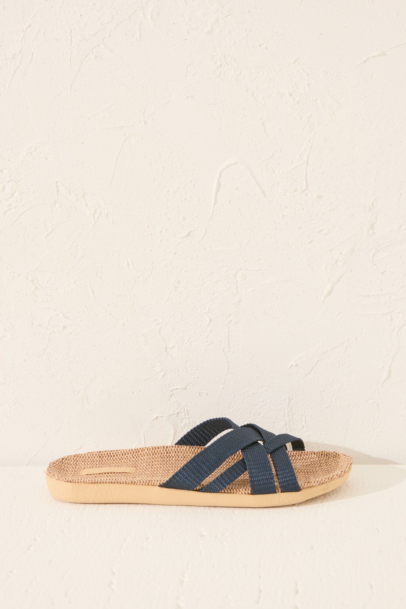 Women Secret_Raffia Effect Straps Sandals_4992516_38_01