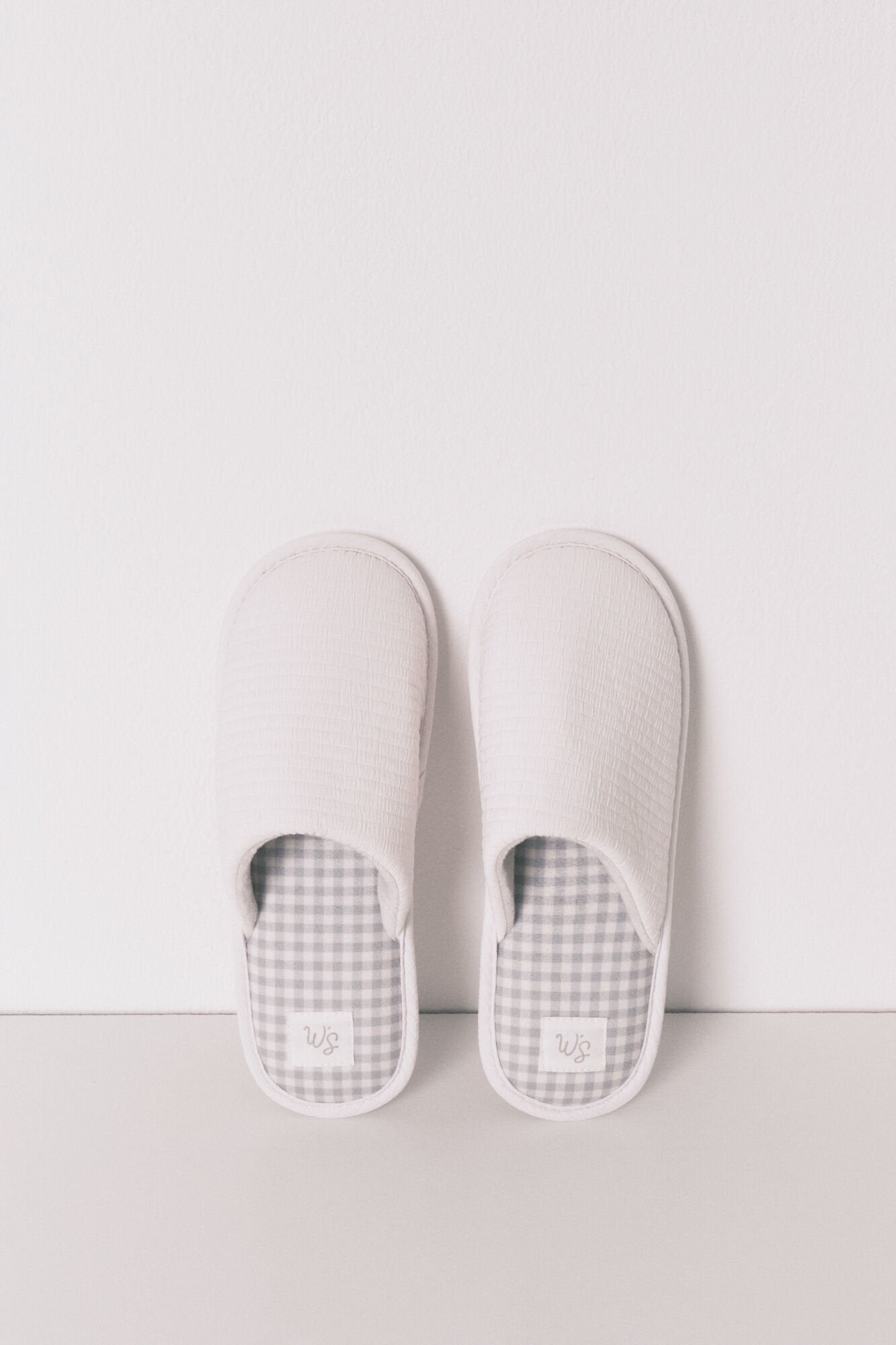 Women Secret_Gray Closed &quot;Maternity&quot; Sneakers_4992518_43_03