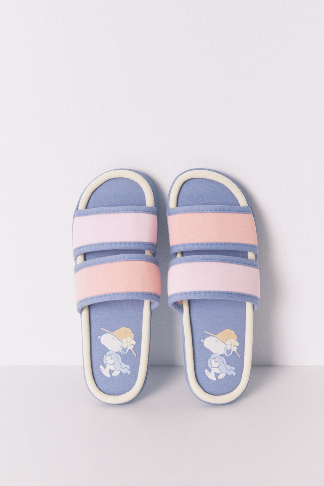 Women Secret_Snoopy Slippers in Colors_4992519_97_01