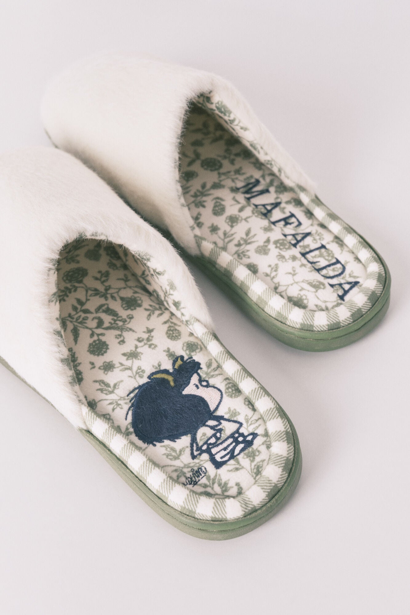 Women Secret_Ivory_Mafalda Ivory Closed Slippers_4992527_96_05