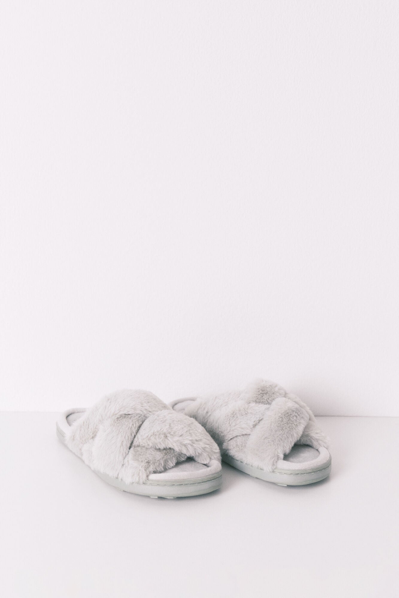 Women Secret_Green_Slipper with Green Fur_4992530_28_03