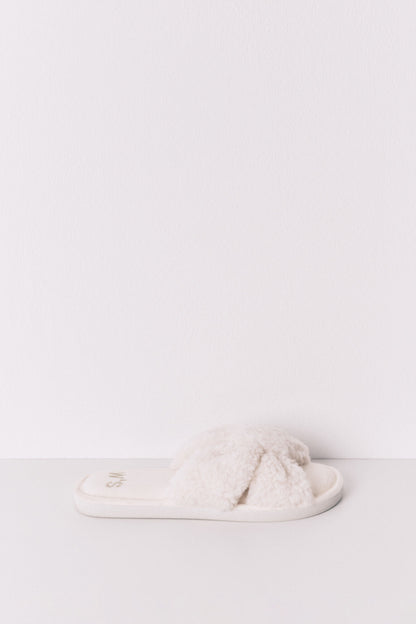 Women Secret_Ivory_Ivory Faux Shearling Slipper_4992532_96_08