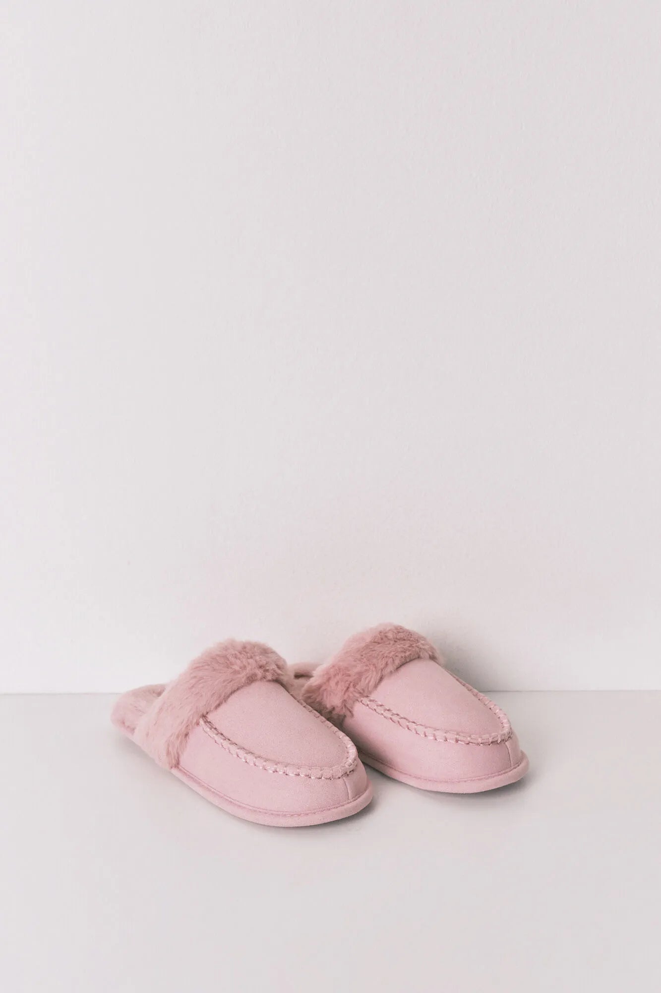Women Secret_Pink_Pink Synthetic Fur Slippers_4992538_70_06