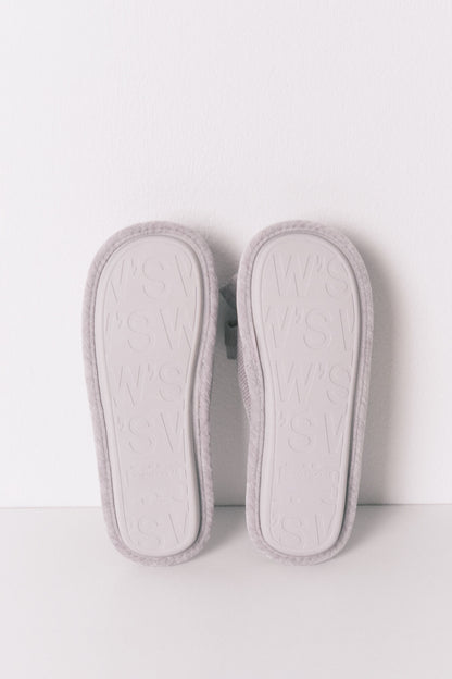 Women Secret_Dark Grey_Closed Grey Chenille Slippers_4992543_41_02