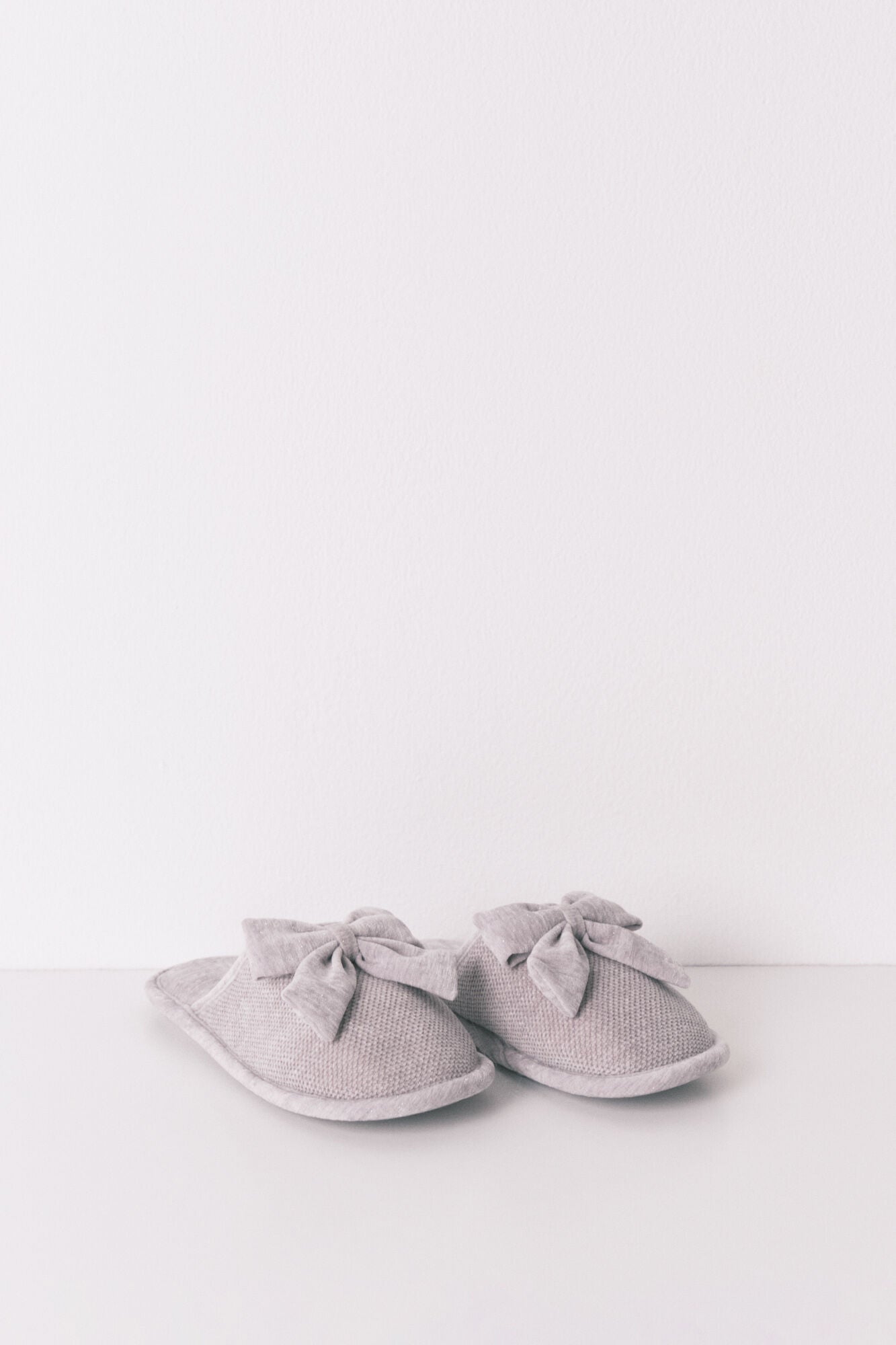 Women Secret_Dark Grey_Closed Grey Chenille Slippers_4992543_41_03