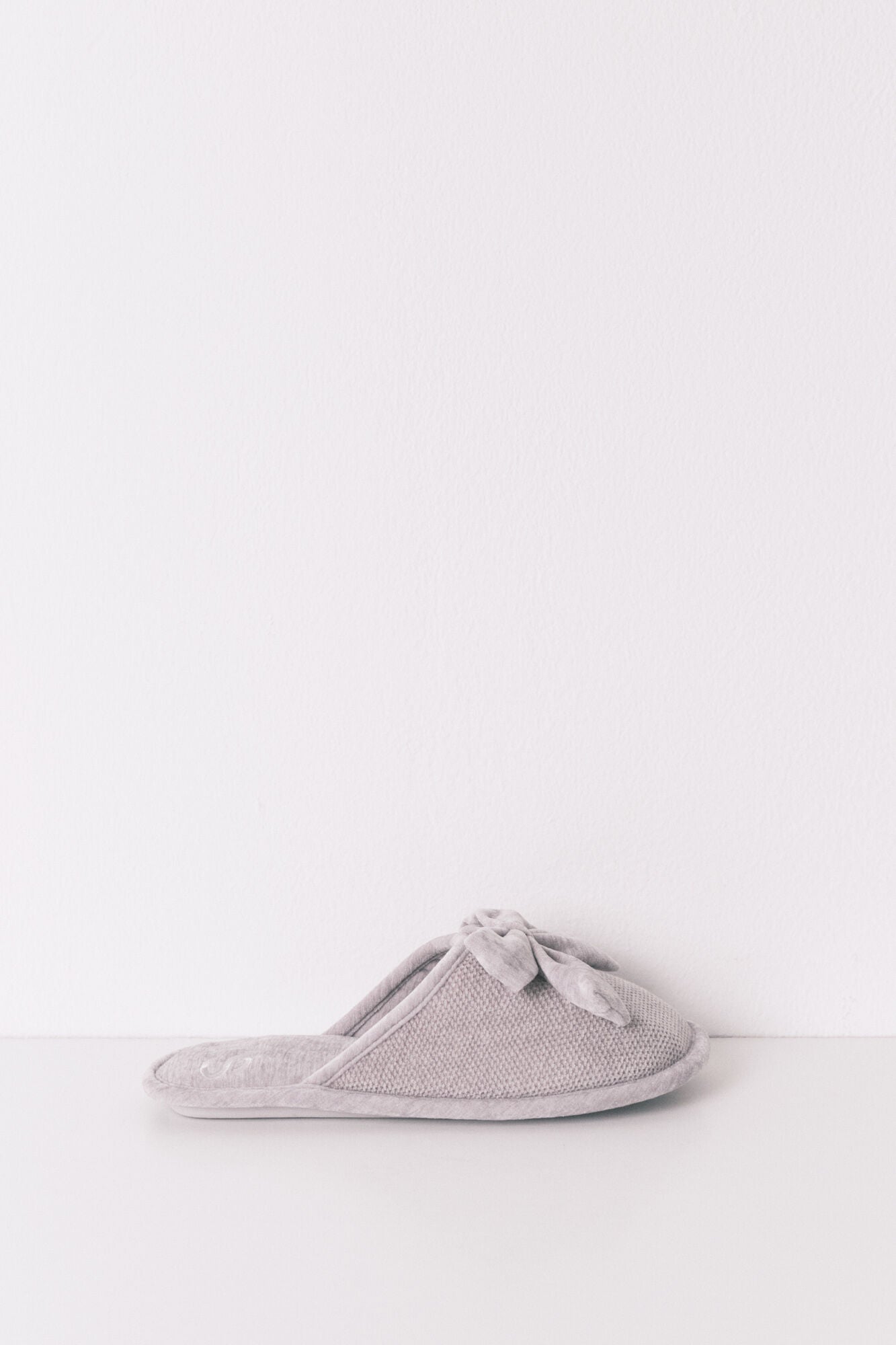Women Secret_Dark Grey_Closed Grey Chenille Slippers_4992543_41_04