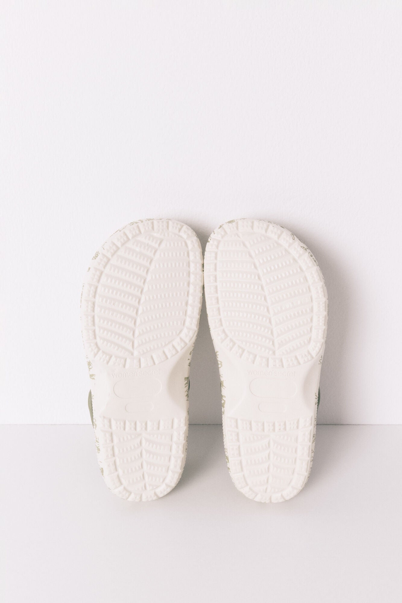 Women Secret_Green Print_Green Floral Slippers_4992545_29_02