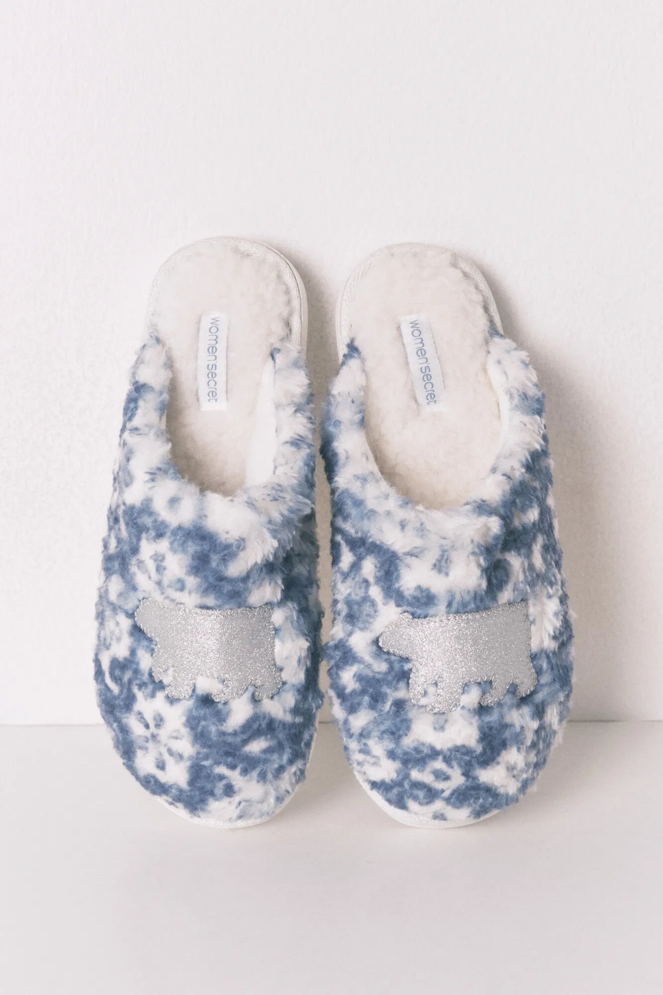 Women Secret_Blue Print_Slippers with Glitter Faux Shearling Patch_4992556_19_02