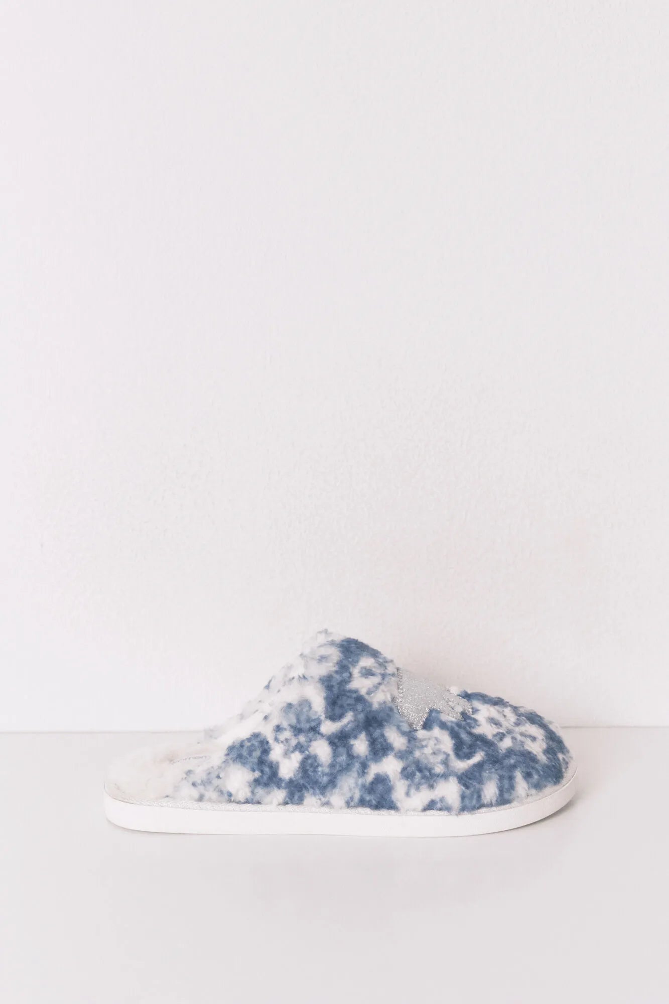 Women Secret_Blue Print_Slippers with Glitter Faux Shearling Patch_4992556_19_06