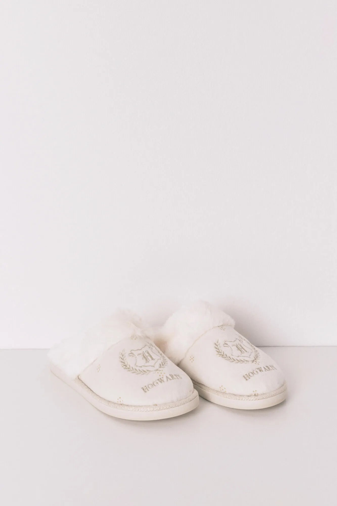 Women Secret_Ivory_White Harry Potter Lurex Slippers_4992580_96_03