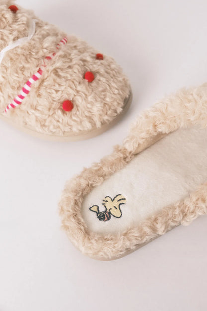 Women Secret_Sand_Beige Snoopy Faux Shearling Slippers_4992584_38_05