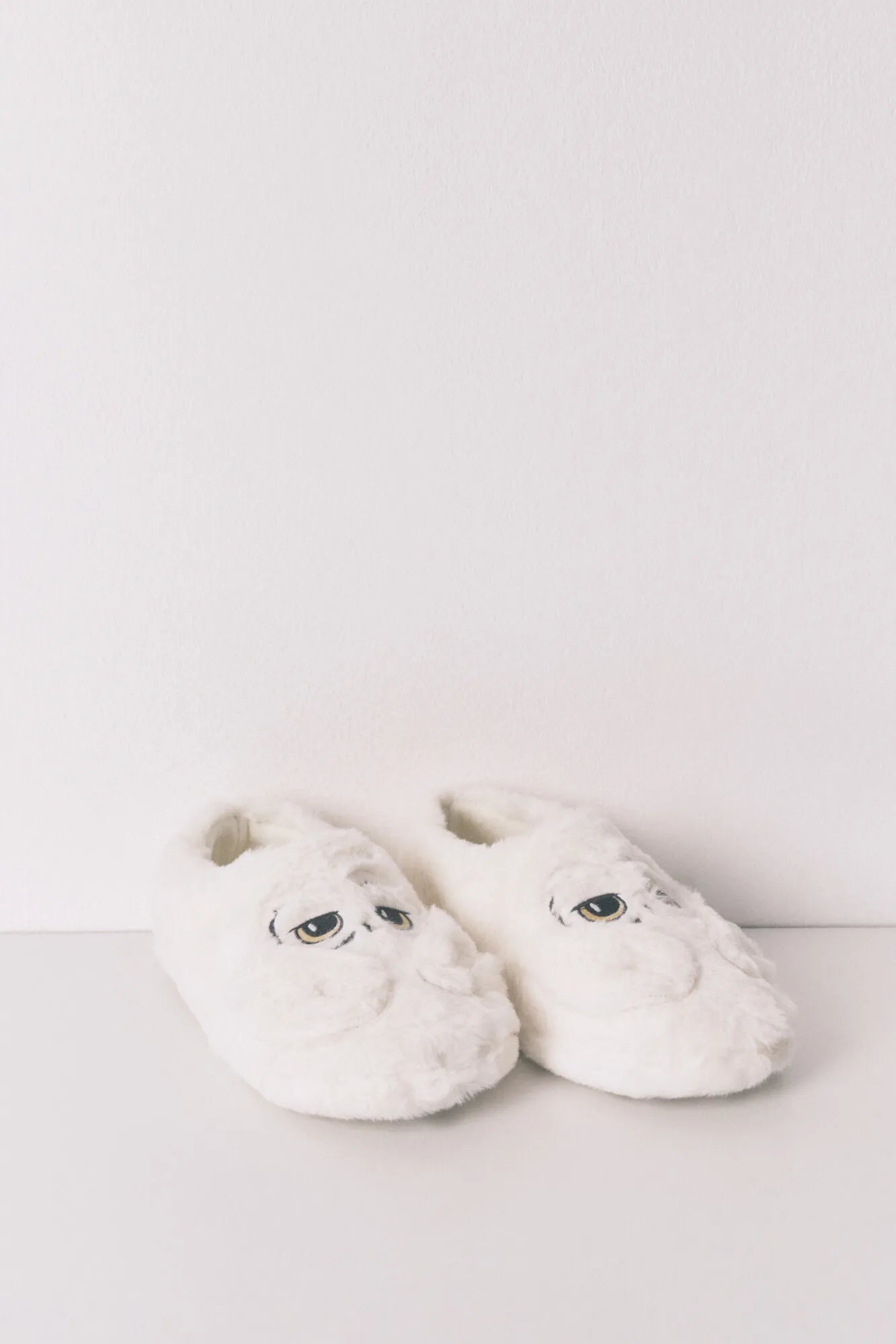 Women Secret_Ivory_White "Hedwig" 3D Slippers_4992585_96_04