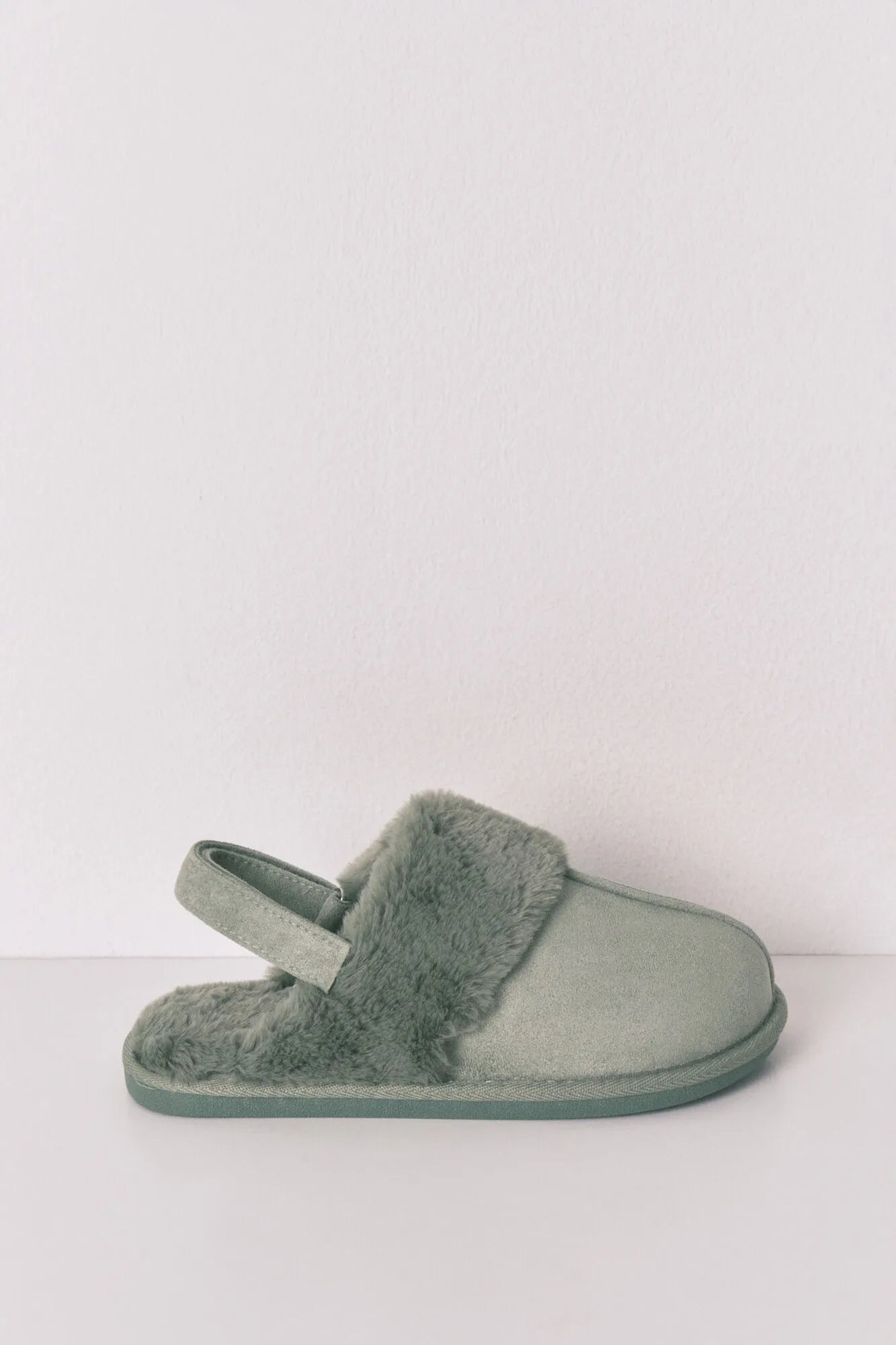 Women Secret_Green_Green Fur Clog Slippers_4992590_21_05