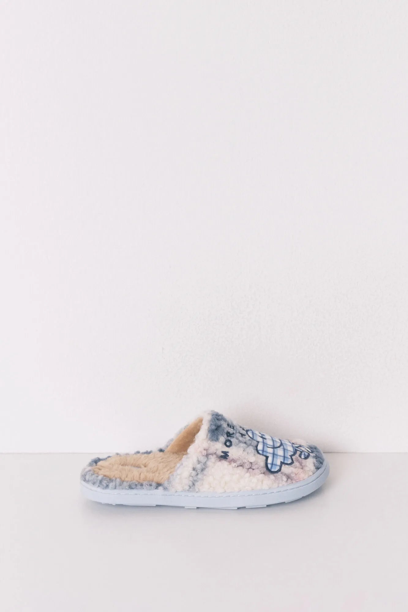 Women Secret_Blue Print_Smileyworld¨ Faux Shearling Slippers_4992592_19_05