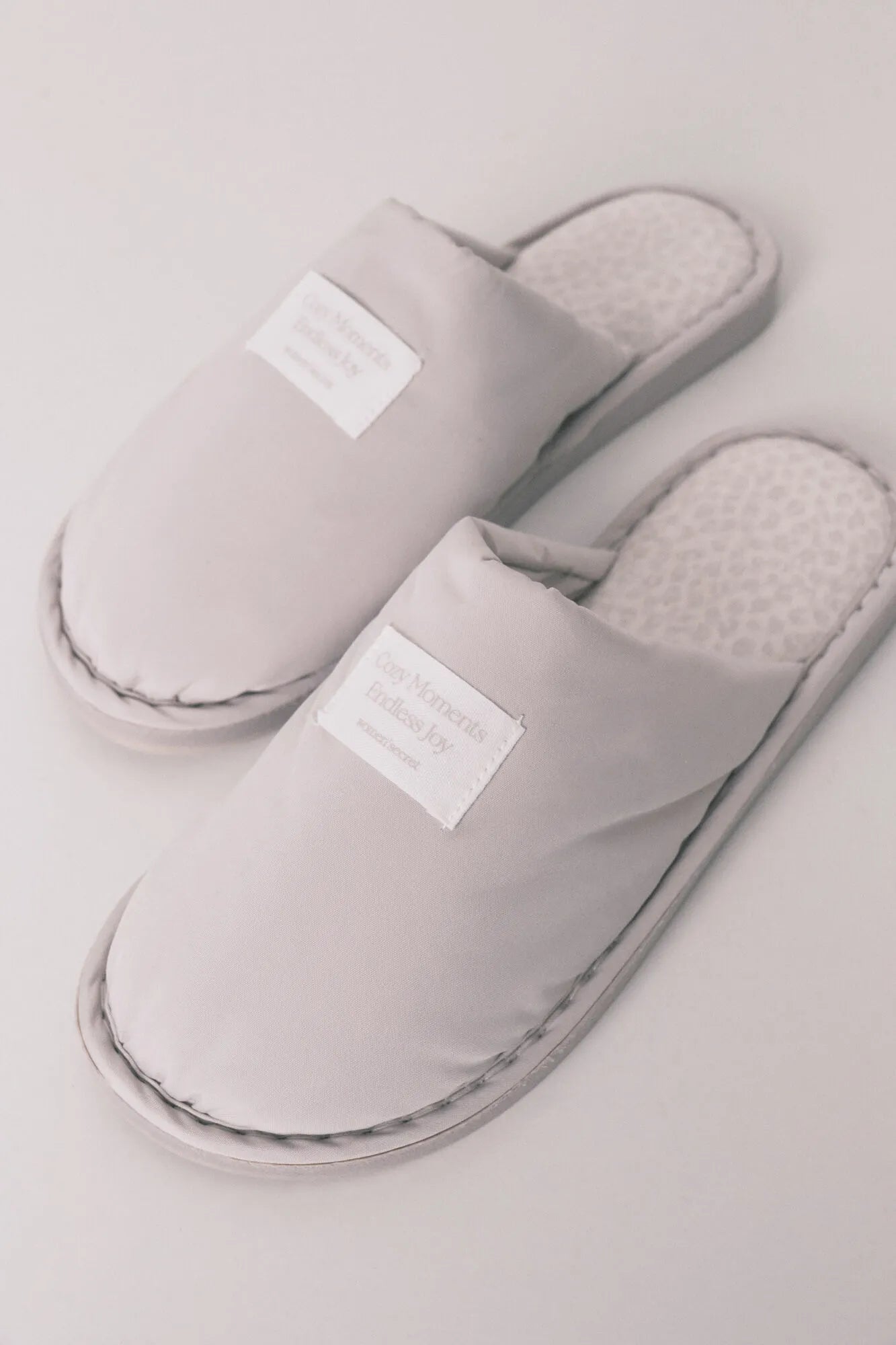 Women Secret_Multicoloured_Puffer Slippers_4993683_98_01