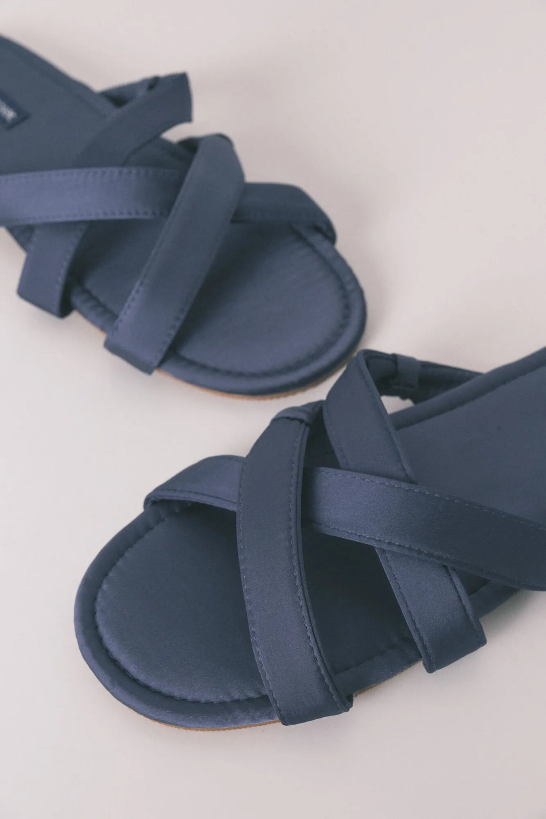 Women Secret_Light Blue_Satin Crossed Strap Slippers_4993687_18_02