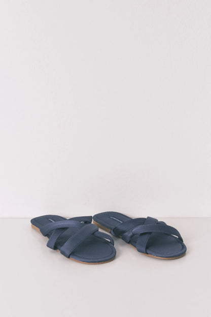 Women Secret_Light Blue_Satin Crossed Strap Slippers_4993687_18_04